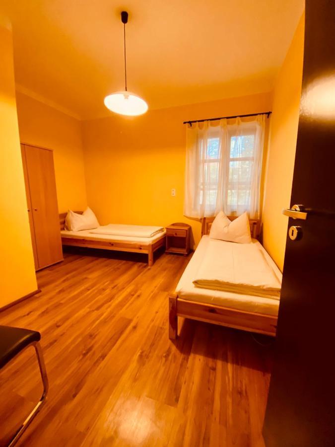 Sommer Panzio Balatonfoldvar Exterior photo